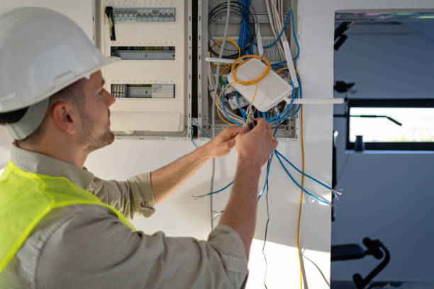 Best Electrical Outlet Repair  in Glendale, WI